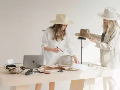 Top Hat Picks for Festival Season: Style & Function Combined