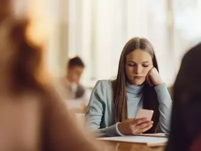 Legal Hurdles for Youth-Oriented Social Media Legislation