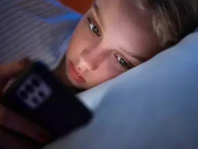 Understanding Screen Usage and Youth Mental Well-being: Beyond Mere Time