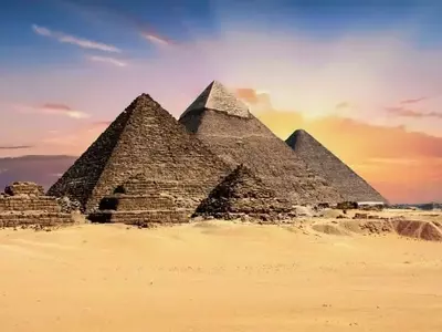 La Importancia Sagrada y Utilitaria de la Flora en el Antiguo Egipto
