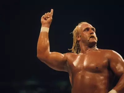 Wrestling Icon Hulk Hogan Passes Away at 71, Leaving Behind a Legacy of Entertainment and Transformation