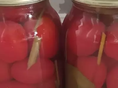 Deliciosas Conservas de Tomate para el Invierno: Cinco Recetas Esenciales