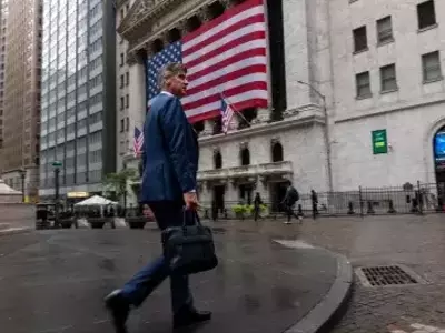 Corporate America Navigates a Tariff-Induced Economic Divide