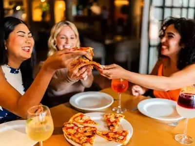 Real Connections Beyond the Screen: A Reflection on Friendship in the Digital Age