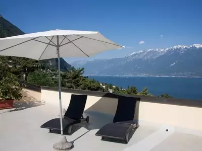Guía Definitiva para la Elección de Sombrillas Perfectas para su Terraza