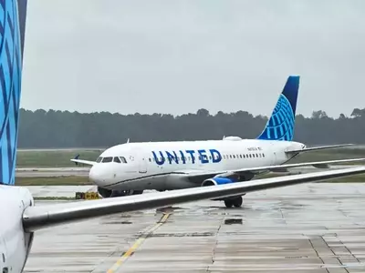 United Airlines Faces Widespread Disruptions Amidst Major Computer System Failure