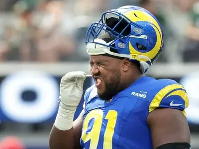 NFL Prohibits Smelling Salts Amidst Safety Concerns and Concussion Risks