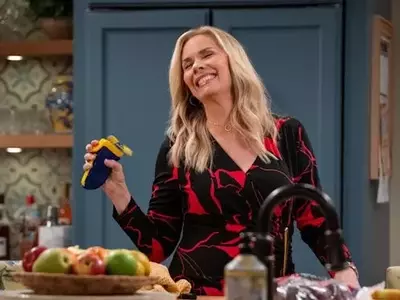 Netflix's 'Leanne' Captivates Audiences with Authentic Southern Charm and Relatable Life Experiences