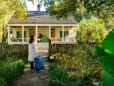 The Art of Being an Exemplary Houseguest: A Guide to Gracious Stays