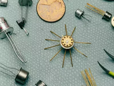 Unearthing Hidden Artistry Within Microchips: The World of Silicon Doodles