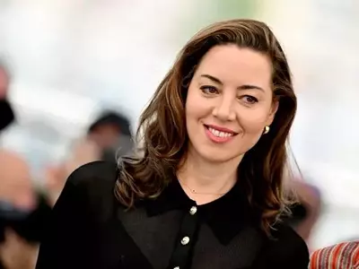 Aubrey Plaza's Insightful Reflections on the Nature of Grief