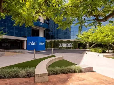 US Government Acquires 10% Stake in Intel: A New Era of State-Corporate Relations?