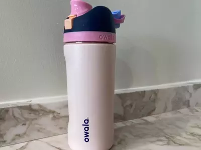 Top Metal Water Bottles for Children: A Microplastic-Free Hydration Guide