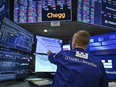Debate on Corporate Earnings Reporting Frequency: A Clash of Economic Philosophies