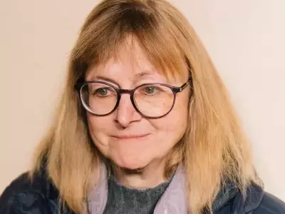 Helen DeWitt's Long Road to "Your Name Here": A Story of Literary Ambition and Personal Struggle