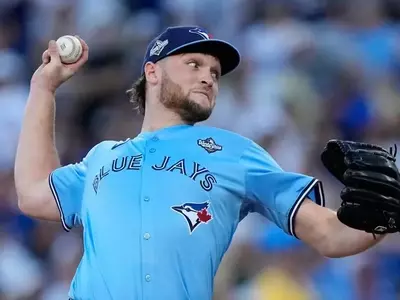 Blue Jays Take 3-2 World Series Lead Against Dodgers With Dominant Game 5 Victory