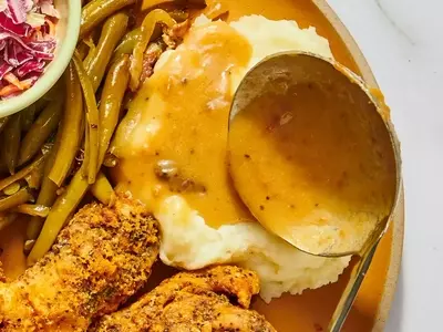 The Ultimate Guide to Stress-Free, Flavorful Gravy: Make Ahead and Enjoy Thanksgiving
