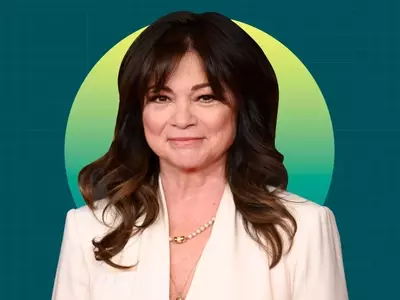 Valerie Bertinelli's Speedy Chicken Milanese: A Weekend Mealtime Solution