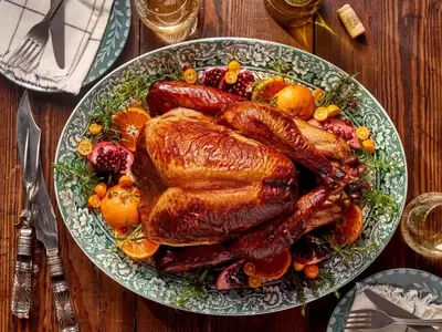 The Superior Method for Roasting a Juicy and Crispy Turkey