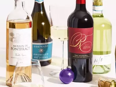 Elevate Your Gifting: 15 Sophisticated Wine Accessories for Every Enthusiast