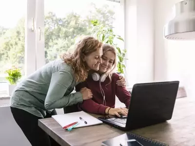 The Rise of LinkedIn Among Young People: Navigating Career Paths in an Evolving World