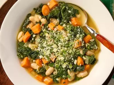 Hearty White Bean and Kale Stew with Lemon and Garlic