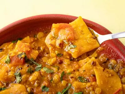 Dal Dhokli: A Heartwarming Indian Lentil Stew with Spiced Wheat Dumplings