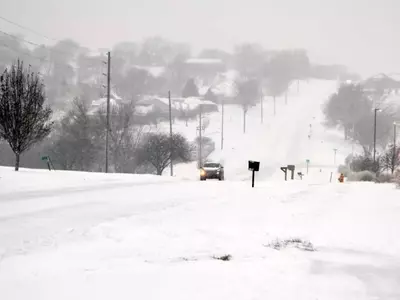 Winter Storm Snarls Post-Thanksgiving Travel Across US
