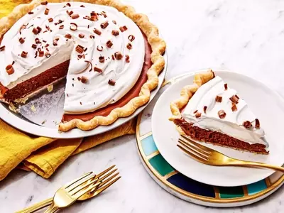 Cozy December Recipes: Editors' Picks for Warmth and Holiday Cheer