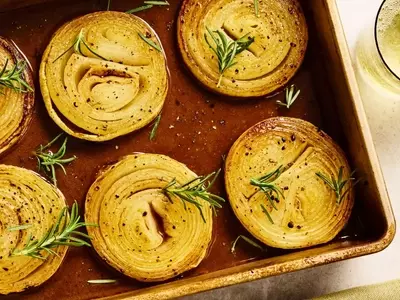 Balsamic Rosemary Melting Onions: A Flavorful Side Dish
