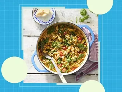 Enjoy Pasta While Losing Weight: Dietitians' Top Strategies
