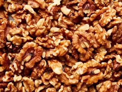 A Guide to 13 Delicious Nut Varieties and Their Culinary Uses