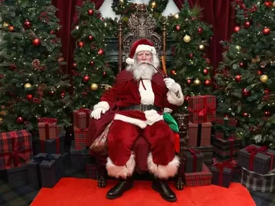 Can Santa Claus Predict Economic Recessions?