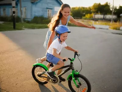 Understanding the 'Dandelion Child' Archetype: Traits, Challenges, and Support Strategies