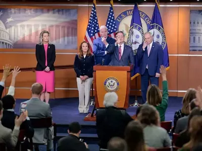 ACA Shoppers Face Mounting Costs as Congress Delays Healthcare Decisions