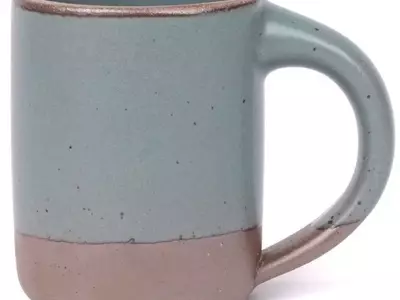 The Ultimate Guide to Coffee Mugs: From Craftsmanship to Smart Technology