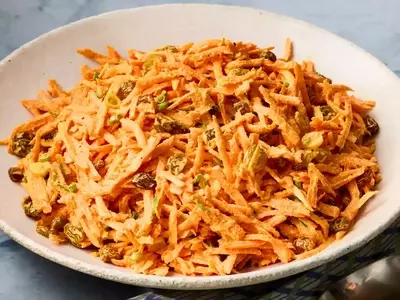 Creamy Carrot Salad: A Quick and Flavorful Side Dish