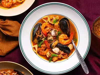 Zuppa di Pesce: A Flavorful Italian Seafood Stew
