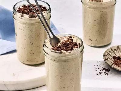 22 High-Fiber Overnight Oats Recipes You'll Want to Make Every Morning