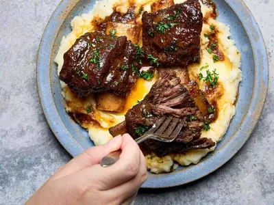 Tender Tamarind-Braised Beef Short Ribs: A Culinary Delight