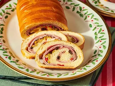 Venezuelan Christmas Ham Bread Recipe