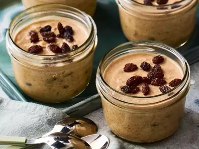 Overnight Cinnamon Raisin Oats: A Healthy and Convenient Breakfast