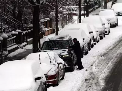 Severe Winter Weather Grips US, Disrupting Holiday Travel