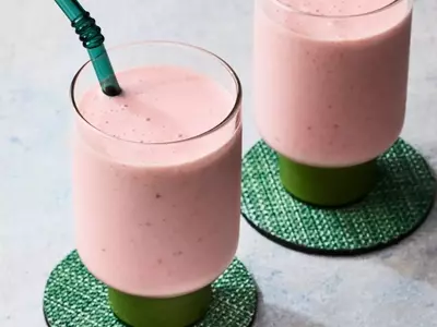 Strawberry Protein Power Shake