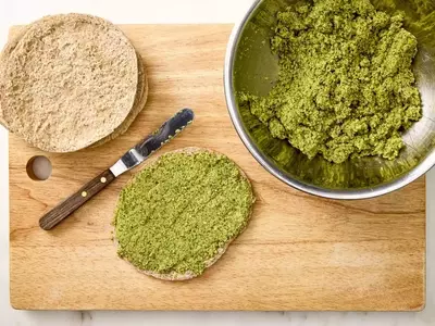 Simplified Falafel Pitas: A Pan-Fried Delight