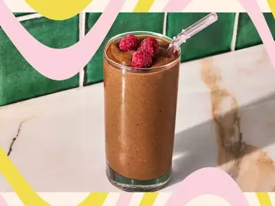 Debunking Fruit Misconceptions: Essential Fruits for Nutritious Smoothies