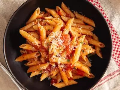 Reviving Leftover Pasta: A Scientific Approach to Reheating Perfection