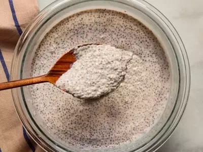 Indulgent Chocolate Strawberry Chia Pudding: A Healthy Make-Ahead Delight
