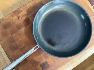 Misen Carbon Nonstick Pan: A Comprehensive Review