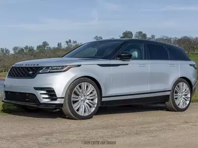 2023 Range Rover Velar R-Dynamic S: A Blend of Style and Pragmatism